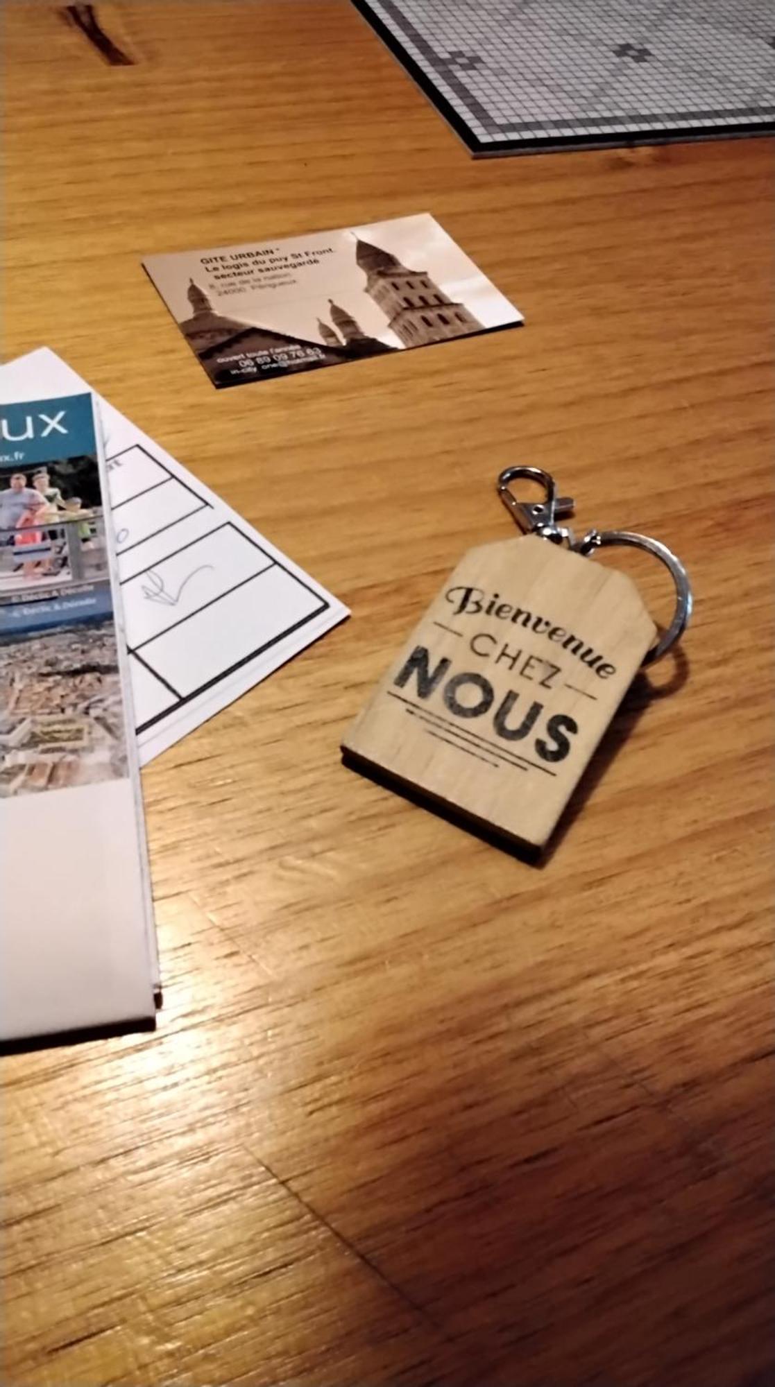 Logis 8 St Front Gite Urbain Périgueux Eksteriør billede