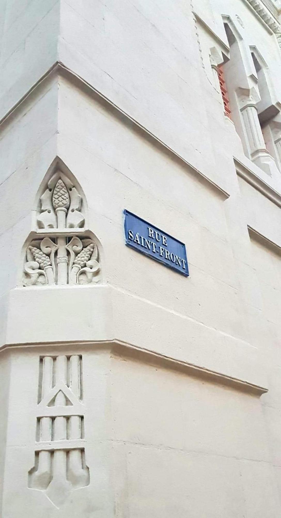 Logis 8 St Front Gite Urbain Périgueux Eksteriør billede